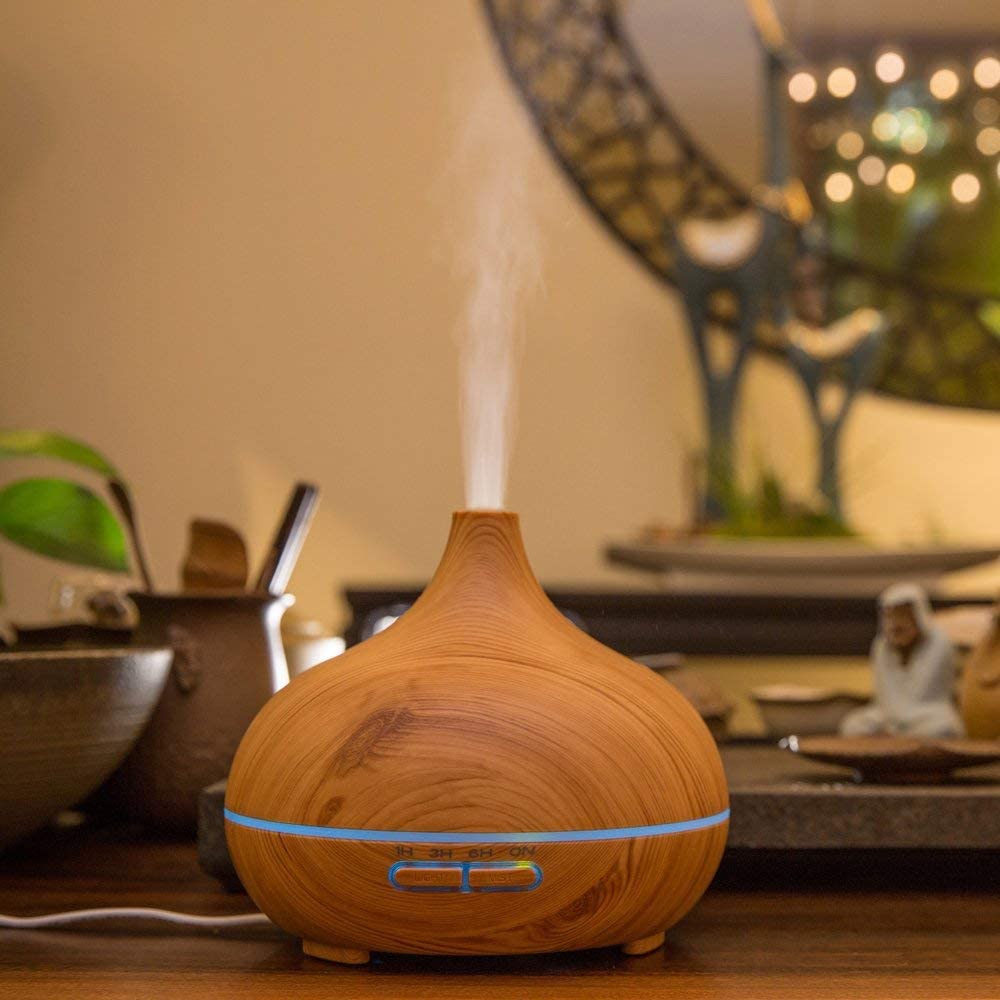 SKY-TOUCH Essential Oil Diffuser, 550ml Oil Diffuser with 4 Timer, Aromatherapy Diffuser with Auto Shut-off Function, Cool Mist Humidifier BPA-Free for Bedroom Home