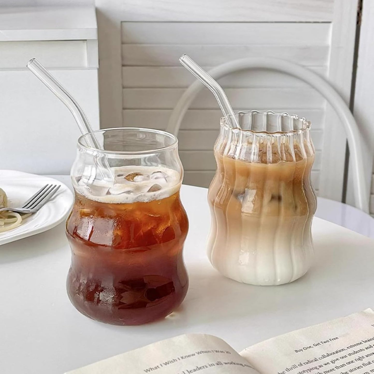 SKY-TOUCH 2 Pcs Ribbed Glass Cups 530ml, Aesthetic Ripple Drinking Glassware for Iced Coffee, Juice, Milk, Tea, Smoothies, Cold Beverages, Vintage Bubble Tumbler Set