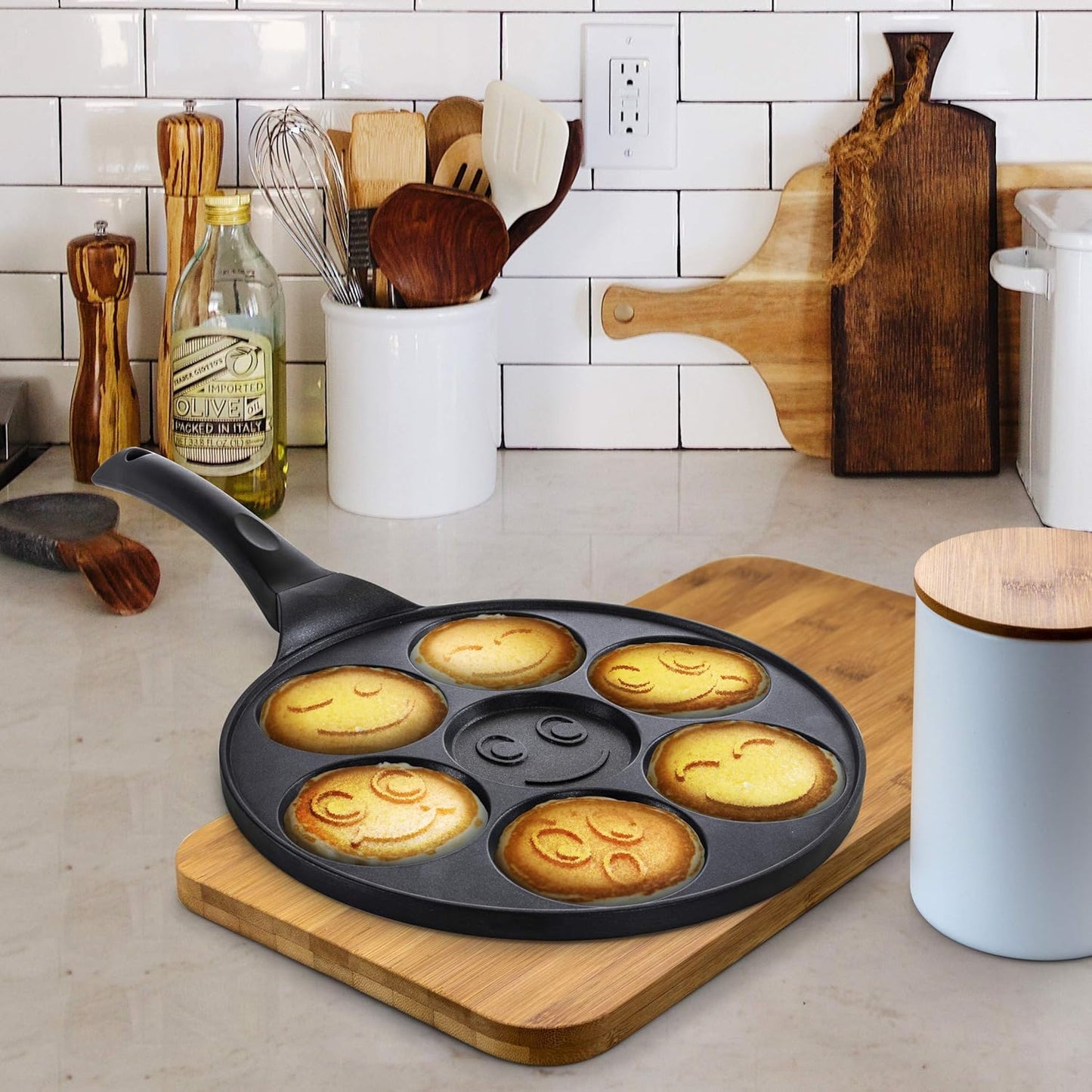 SKY-TOUCH Seven Hole Smiley Faces Pancake Pan, Non Stick Pot Muffin Flat Pot Egg Dumpling Fried Egg Mold Breakfast Pot, 26.5x26.5cm - with Cool Touch Handle