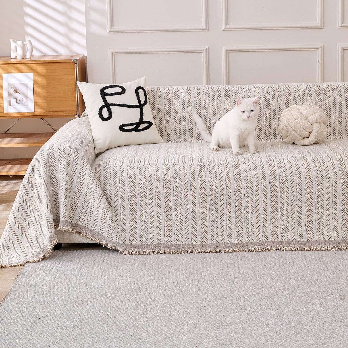 SKY-TOUCH Chenille Sofa Cover 180 * 420cm, Extra Large Multi-Functional Sofa Slipcovers with Tassels, Cat-Proof & Anti-Scratch Couch Protector Slipcover, Shaped Dogs Protector Furniture Covers, Beige