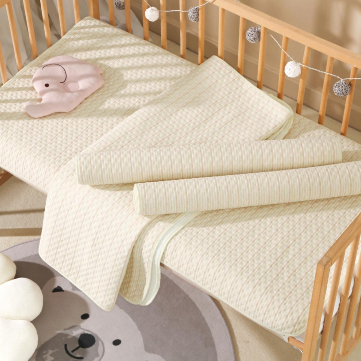 SKY-TOUCH Waterproof Bed Pad Reusable 70x90cm, 4-Layer Soft Baby Pee Pads with 100% Cotton Surface, Washable Mattress Protector Pads for Baby, Women, Elderly, Pets, Bed, Sofa(1pack) - 5
