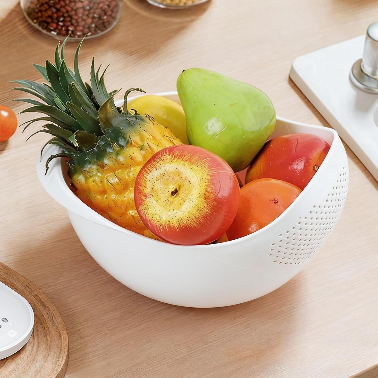 SKY-TOUCH Rice-Washing and Draining Bowl — Suitable for Washing Vegetables, Fruits, Pasta, etc.; Combines Washing and Storage Functions, 23 * 19 * 13 cm(White)