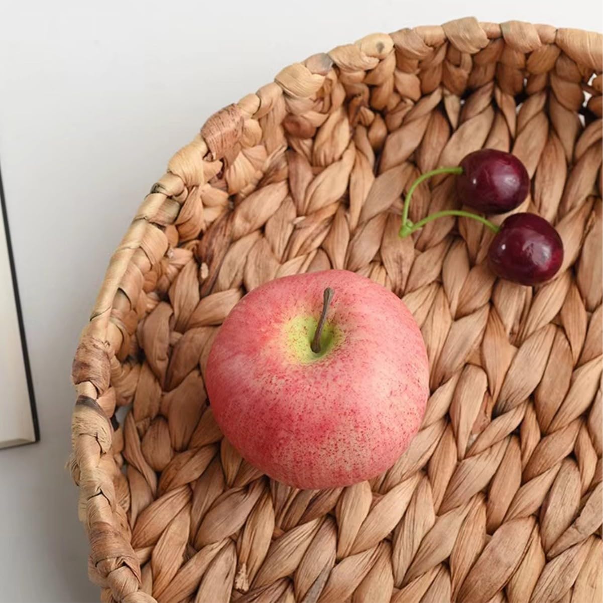 SKY-TOUCH Wicker Storage Tray Baskets Set of 3, Handwoven Grass Organizer Trays, Rustic Woven Baskets for Coffee Table, Cabinet, Shelf, Fruit and Home Decor
